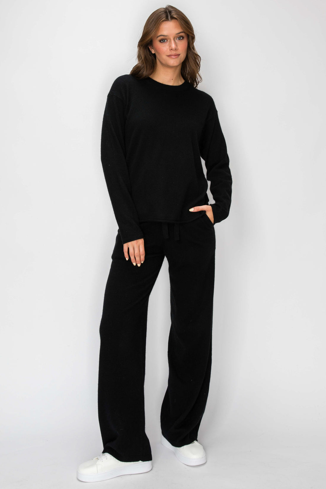 T1233 Cloudmere Raw Edge Pullover - Black