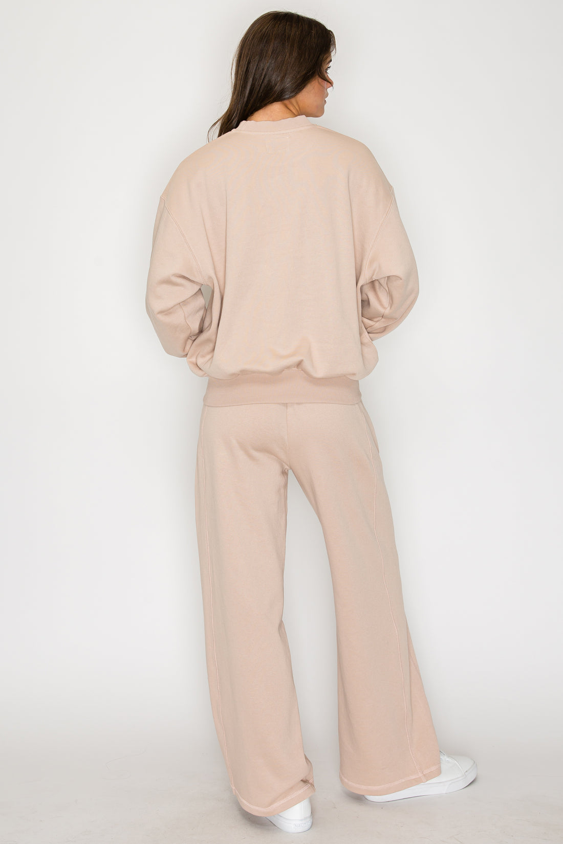 Core Wide-Leg Sweatpant